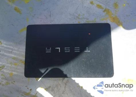 2024 Tesla Model Y Long Range Dual Motor All-Wheel Drive из США, поврежденный, VIN 7SAYGDEE5RA249757